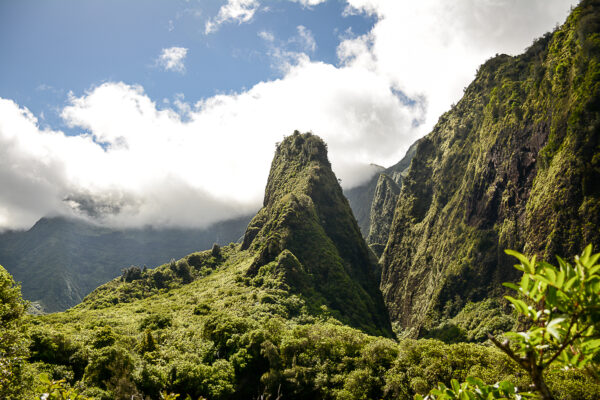 Maui’s Iao Valley State Park - Image 2